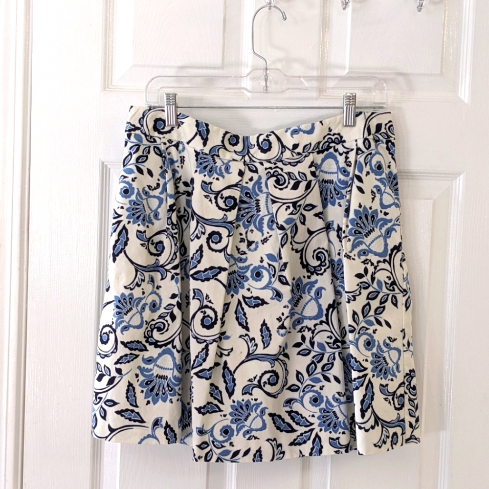 Beautiful Size 10 Ann Taylor Loft Paisley Skirt with Pockets!!!!